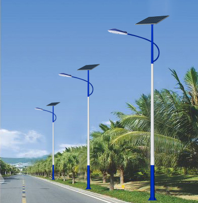 革吉太阳能路灯.jpg